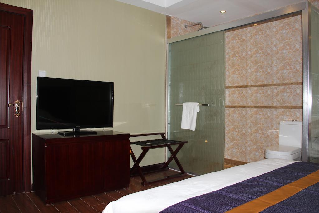Zhuhai Platinum Holiday Hotel Номер фото
