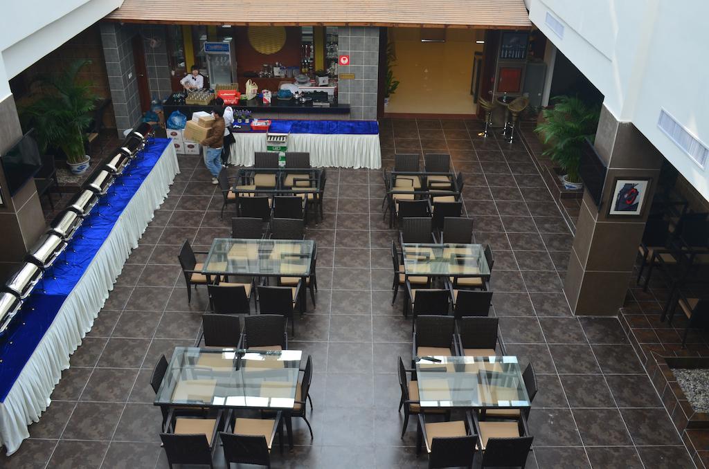 Zhuhai Platinum Holiday Hotel Экстерьер фото