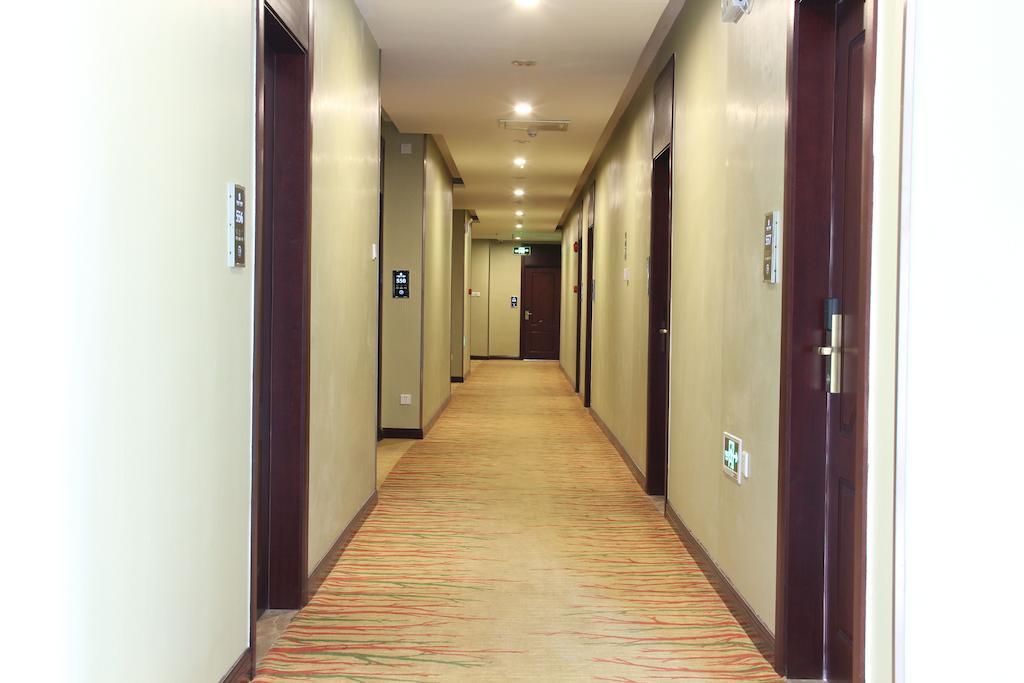 Zhuhai Platinum Holiday Hotel Экстерьер фото