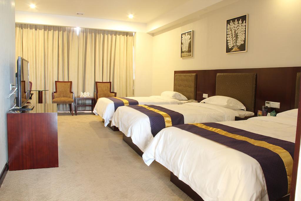 Zhuhai Platinum Holiday Hotel Экстерьер фото